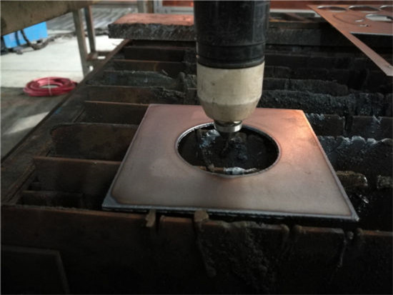 CNC کارخانه عرضه پلاسما و شعله دستگاه برش دستگاه برای صفحه فلزی