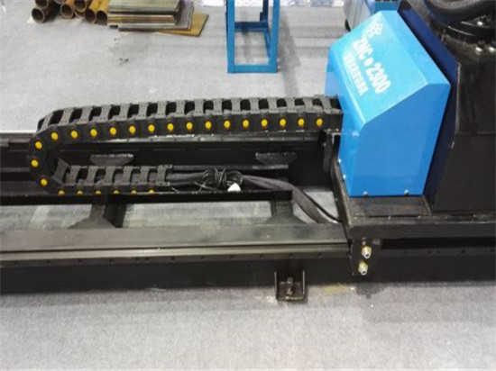 CNC قابل حمل CNC دستگاه برش پلاسما قابل حمل CNC اختیاری کنترل ارتفاع